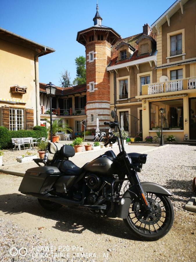 La Garde Chambres D'Hotes Charancieu ภายนอก รูปภาพ